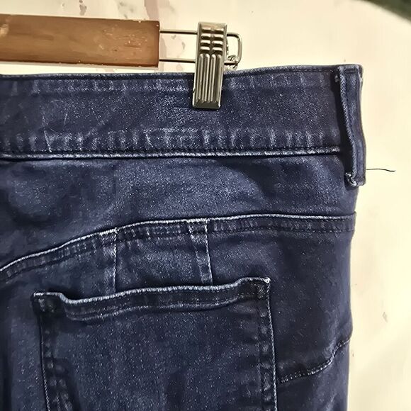 Torrid Jeans Women 16XS Dark Wash Bombshell Flare High Rise Denim - Picture 9 of 10